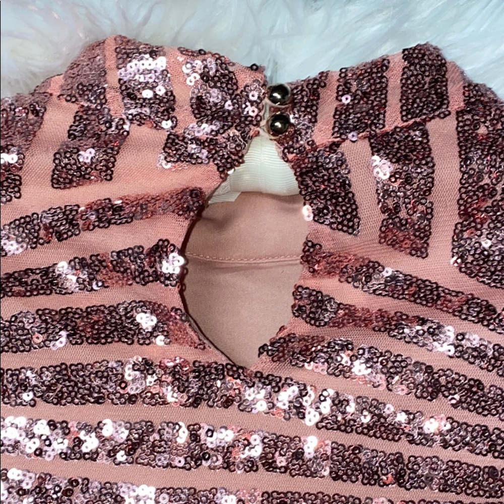 🔥Pink sequin body suit🔥 - Picture 3 of 4